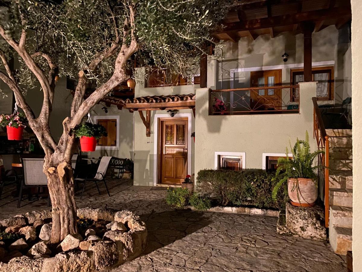 Pegasus House Ξενοδοχείο Corinth Εξωτερικό φωτογραφία